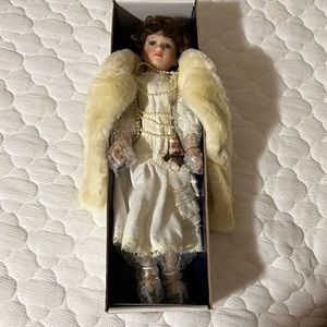 DS. Nicholas Limited

Item Number 1020 Porcelain Doll